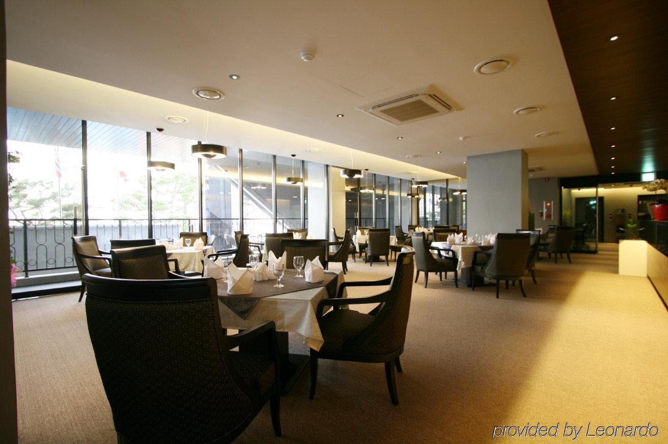 Hotel Oscar Suite กุนซาน ร้านอาหาร รูปภาพ