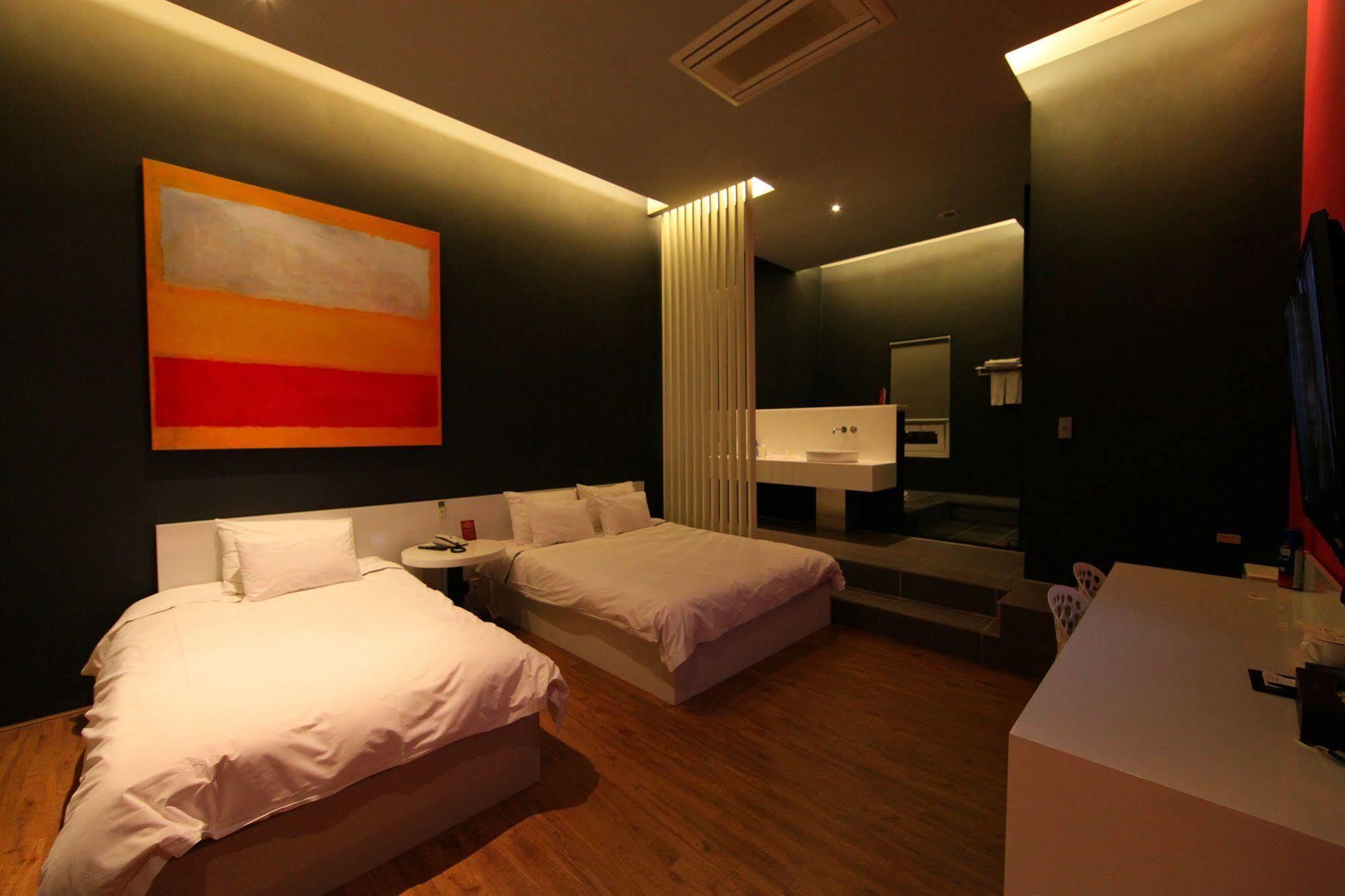Hotel Oscar Suite กุนซาน ภายนอก รูปภาพ